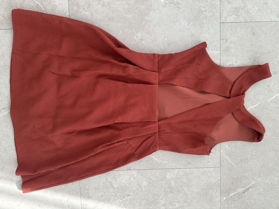Дамски  рокли S/M, без забележки