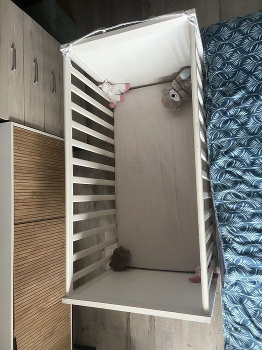 С подарък - Детско легло/креварче/кошарка Sundvik с матрак Rainy