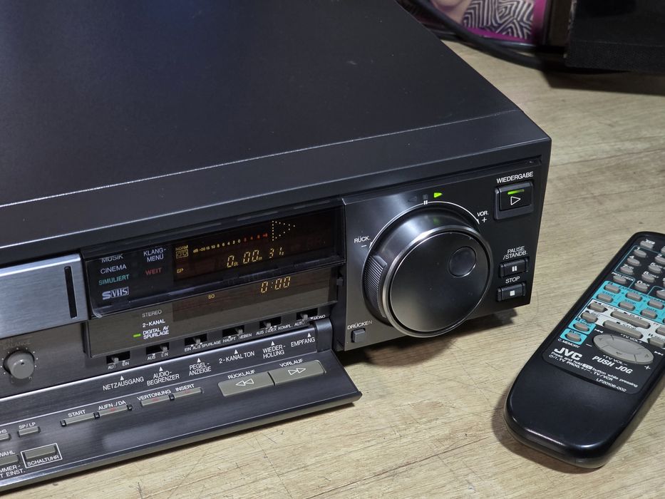 Video player JVC HR-S5800 EG, super vhs, vcr recorder , telecomanda