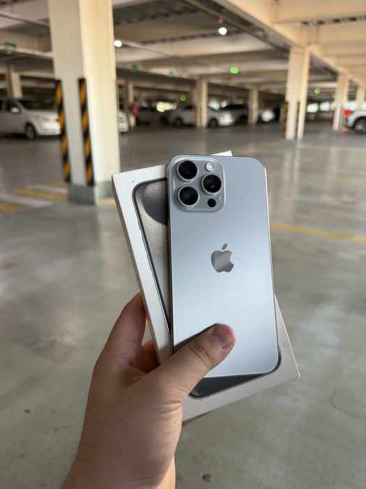 iPhone 15 Pro Max  256Gb  86% Yomkost