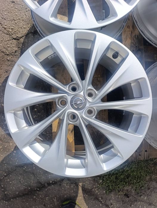 Джанти 17" 5х105 за Opel Astra K / Опел Астра К