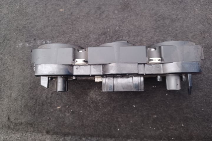 Comanda AC 1K0820047GA 5HB009352 1K0820047GA 5HB009352 Volkswagen VW