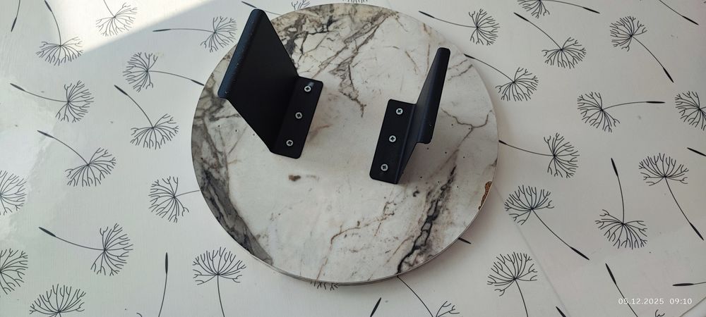 Маса за диван. Поднос за диван