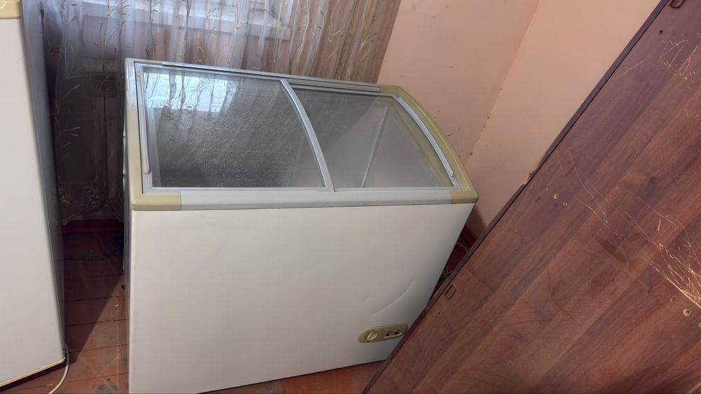 Продам Морозильник