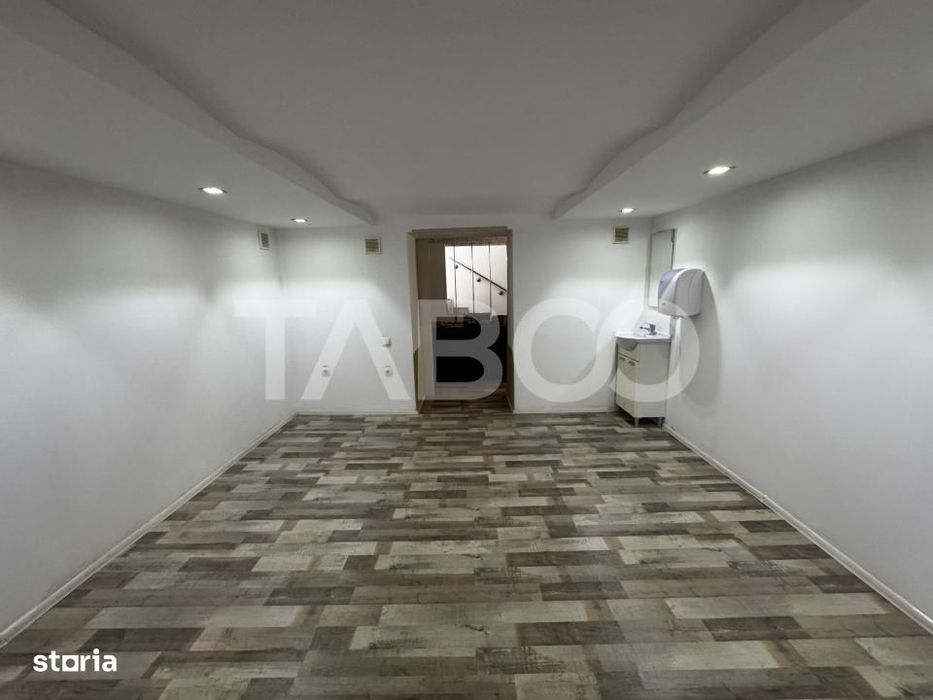 Spatiu comercial de inchiriat 4 camere 85 mpu Central Sibiu
