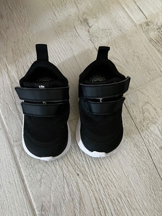 детски маратонки nike