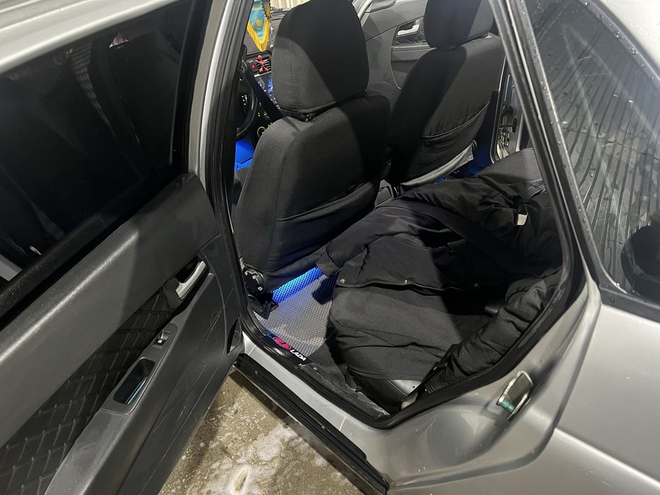 Продам Приору 2013 года