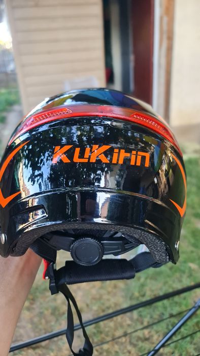 Casca trotineta Kukirin