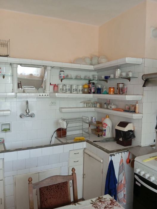 Продавам апартамент тухла