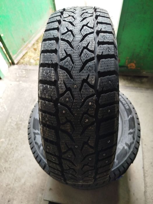 Шины R15 новые!!!