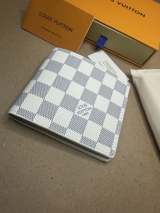 Портфейли Louis Vuitton