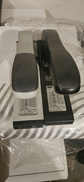 Големи телбоди - 2 броя