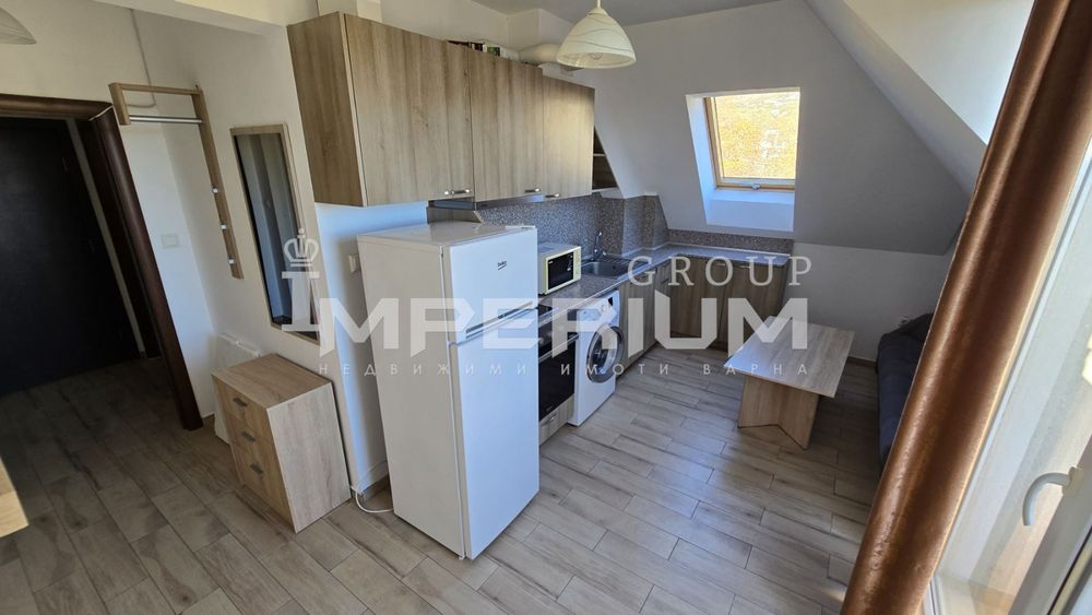 Дава се под наем Двустаен апартамент в Варна, Левски - 60 кв.м за 331.5 € - Снимка #2