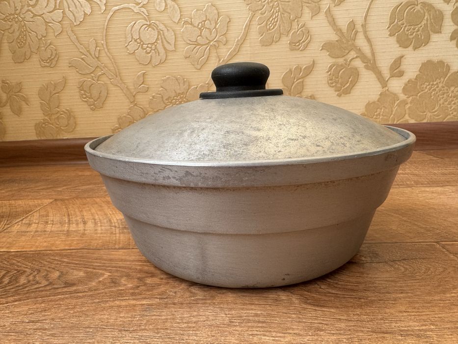 Казаны, сковороды советские