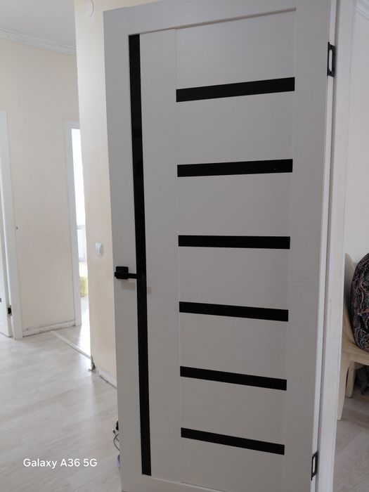 Есік сатамын  4  дана