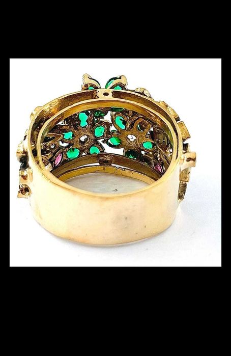 Inel monumental aur 9K cu smaralde, diamante, rubine si safire
