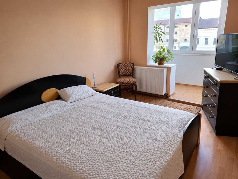 Apartament 4 camere decomandat