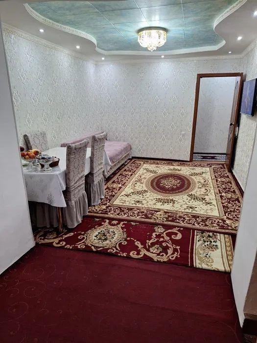 Срочно  Продаётся  Мирабад 2/1/4 с мебелью техникой ремонт средний !