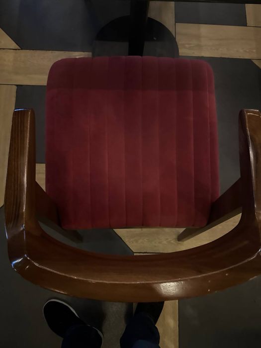 Gilam va mebellarni yuvish (joyning o’zida)