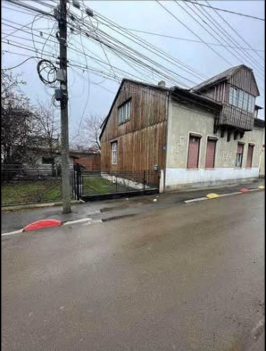 Teren+casă zona centrală