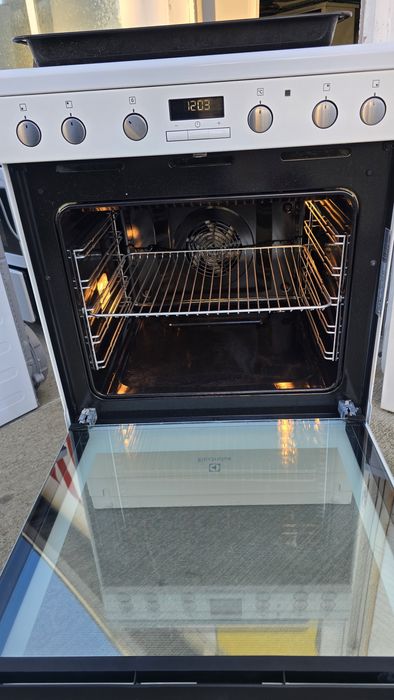 Печка Electrolux