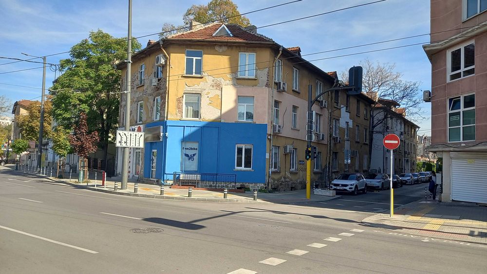 Дава се под наем Магазин в София, Център - 20 кв.м за 420 € - Снимка #4
