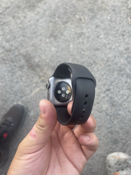 Продам apple watch 3