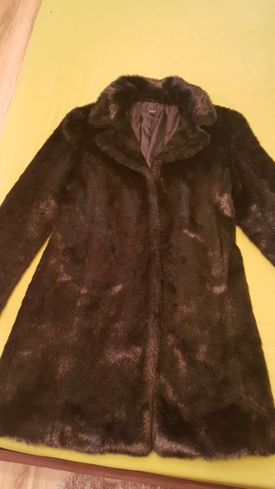 Haina imitatie blana, VILA, M