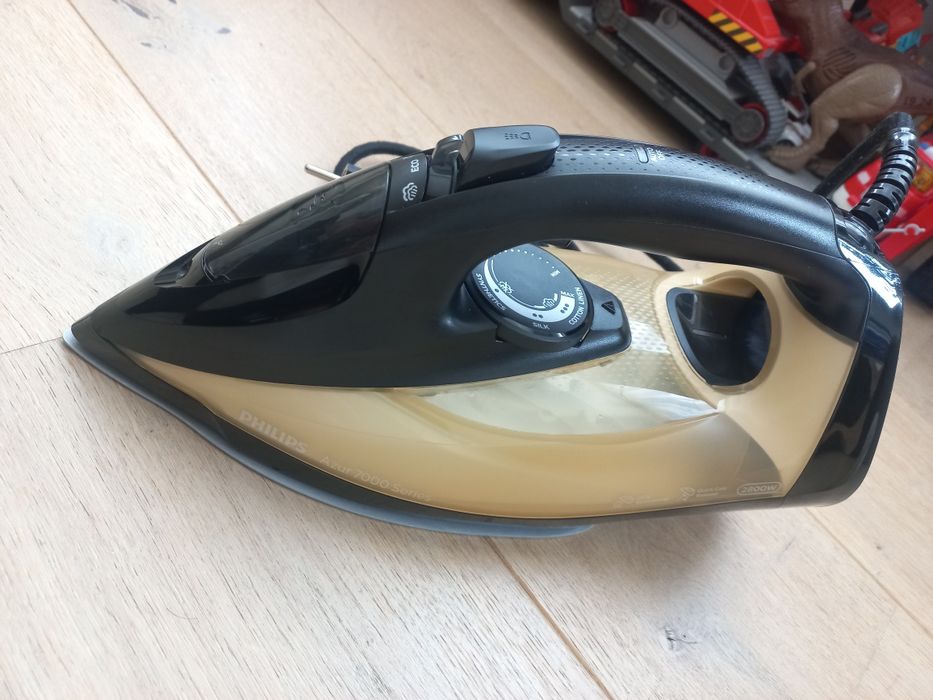 Парна ютия Philips - Azur 7000 Series DST 7040, 2800W