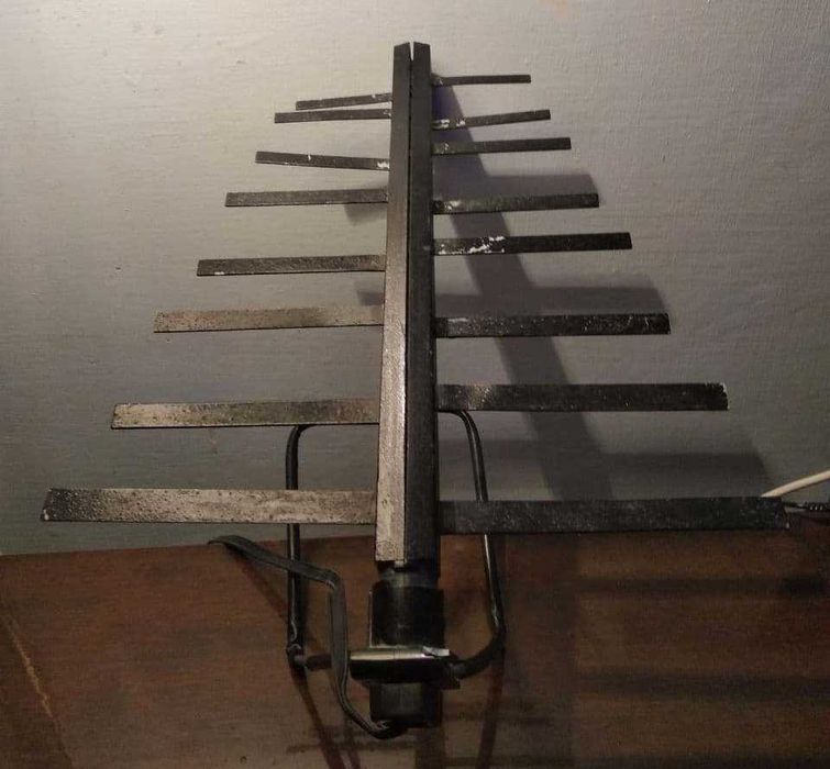 продаётся приставка селектор каналов дециметрового диапазона