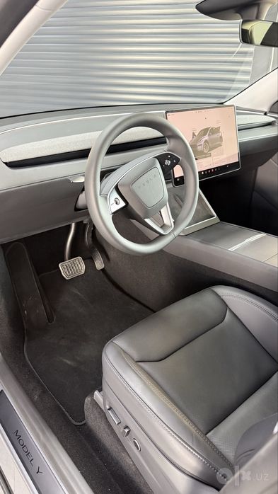 Tesla Model Y Plus новый без пробег форма оплата любая