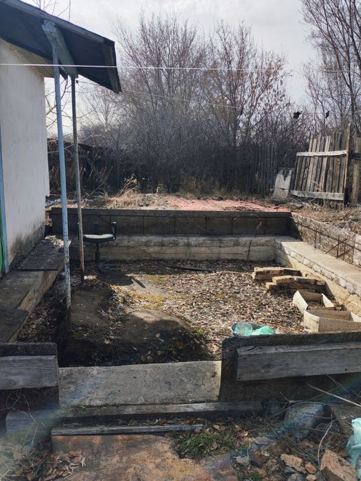 Продам неухоженный дачный участок