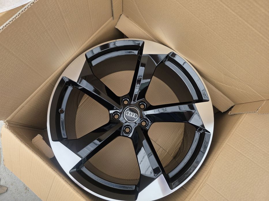 Jante de aliaj pentru  Audi pe 20  design Rotor