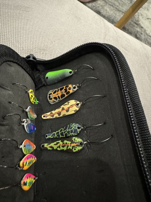 Комплект клатушки 1-3.6 г – 47 бр + калъф Abu Garcia