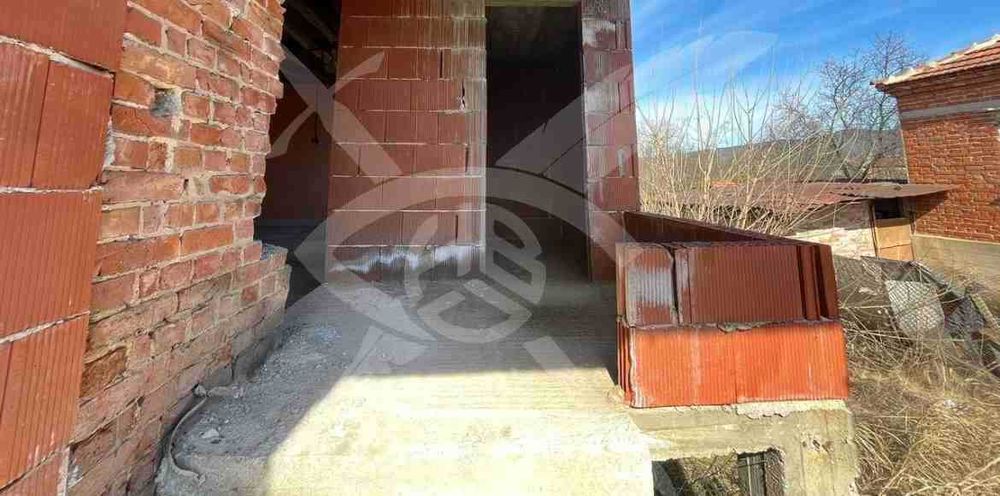 Къща в с.Лозарево! 99809