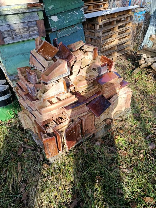 Vând două teracote demontate