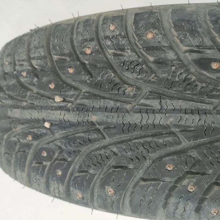 Продам зимние резину