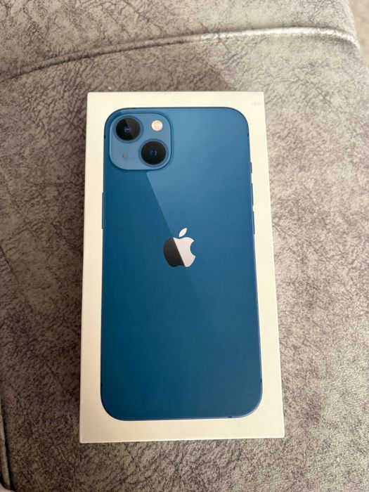 Продается Iphone 13
