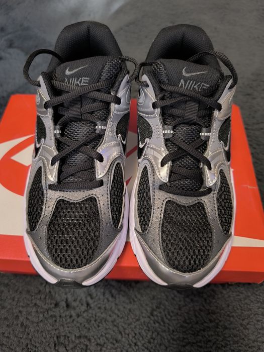 Дамски маратонки "Nike"-37,5 номер