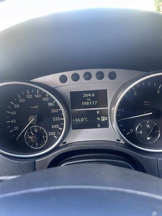 Мерцедес МЛ 320. CDI.   2007 год