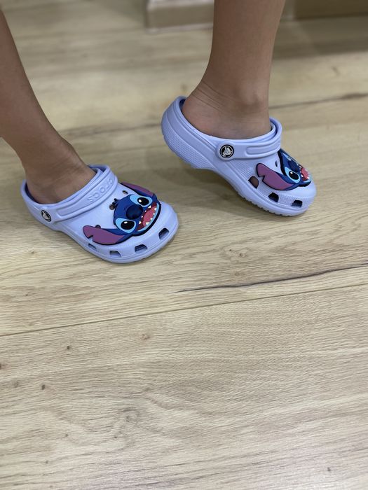 Продаются детские кроксы.