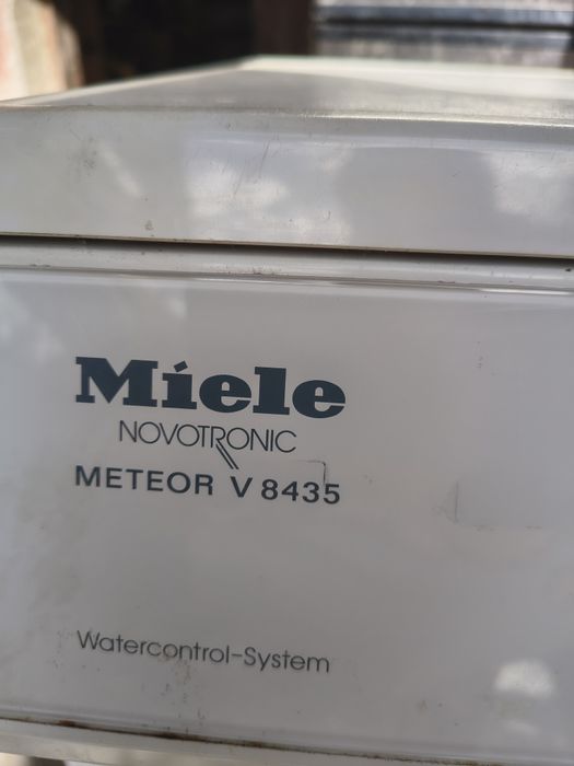Пералня Miele на части