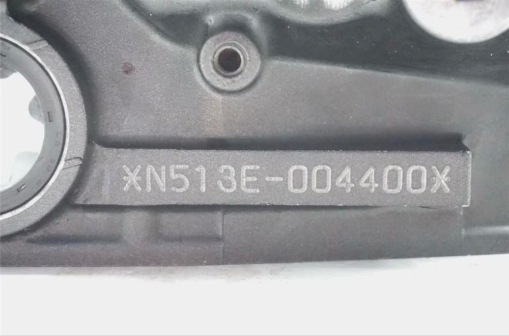 Долнище Yamaha FZ1 двигател
