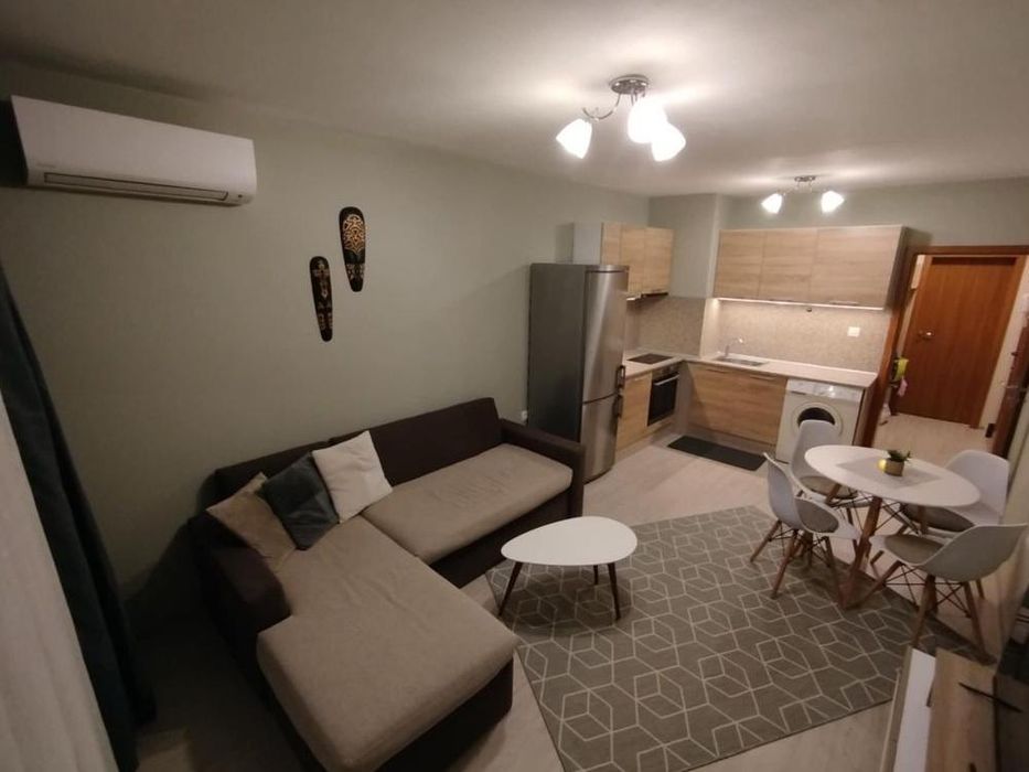 Дава се под наем Двустаен апартамент в Пловдив, Каменица 2 - 65 кв.м за 450 € - Снимка #2