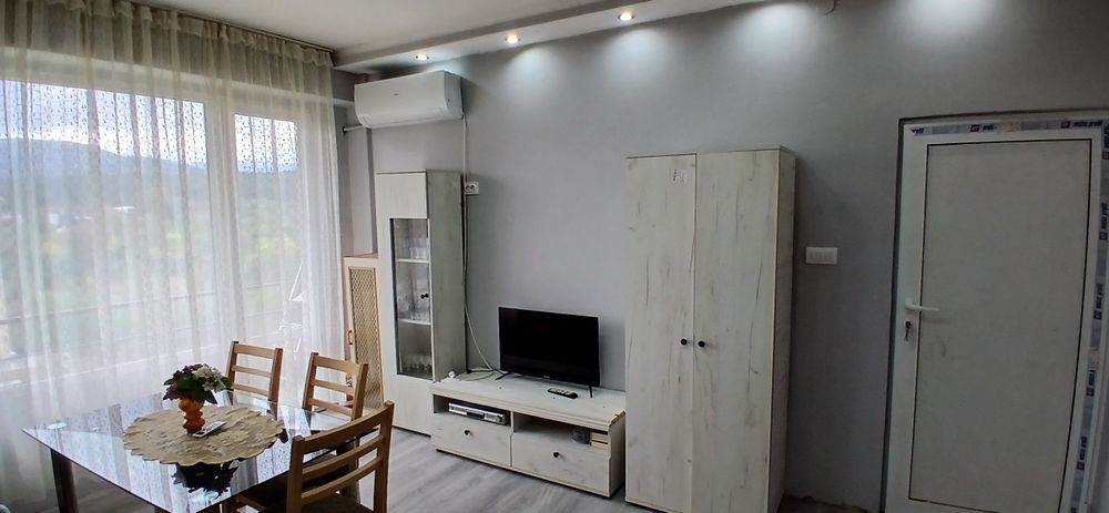 Продава се Едностаен апартамент в Перник, Хумни дол - 42 кв.м за 1336 €/кв.м - Снимка #12