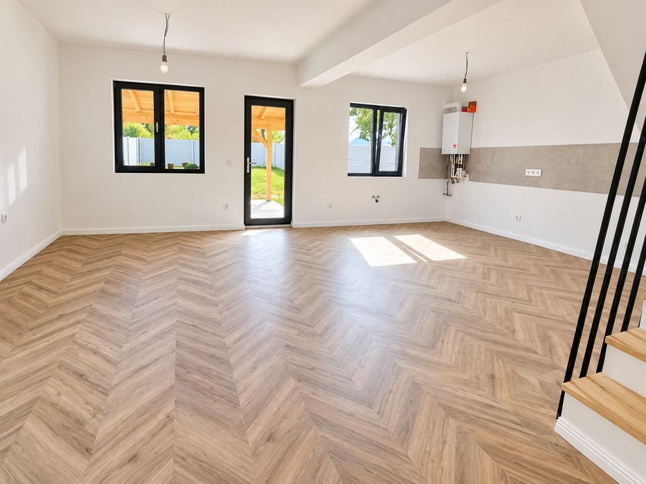 Casa noua cu 5 camere de vanzare