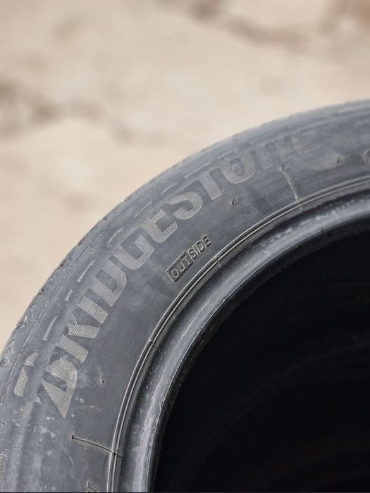 Шины Bridgestone 235/55 R19