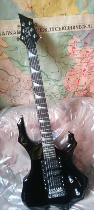 Електрическа китара lesPaul, Fender, Ibanez, Peavey, Yamaha, може+кубе