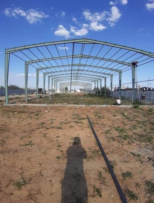 Vând hală metalică 6 X 10