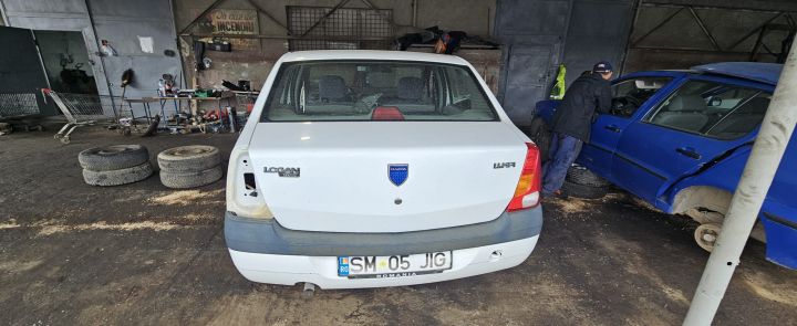 Motor fara anexe Dacia Logan prima generatie